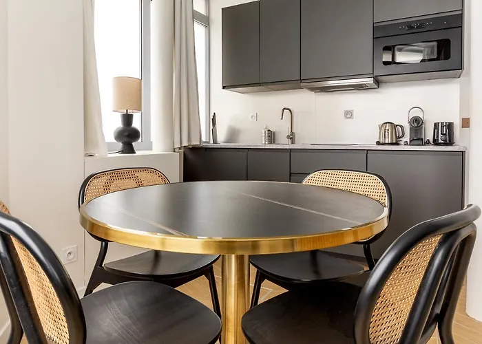 Apartment Lovely Close To Eiffel Tower