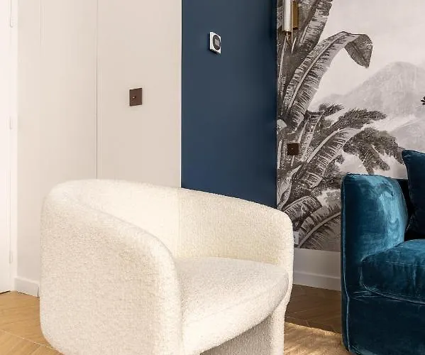 Lovely Close To Eiffel Tower Apartment *