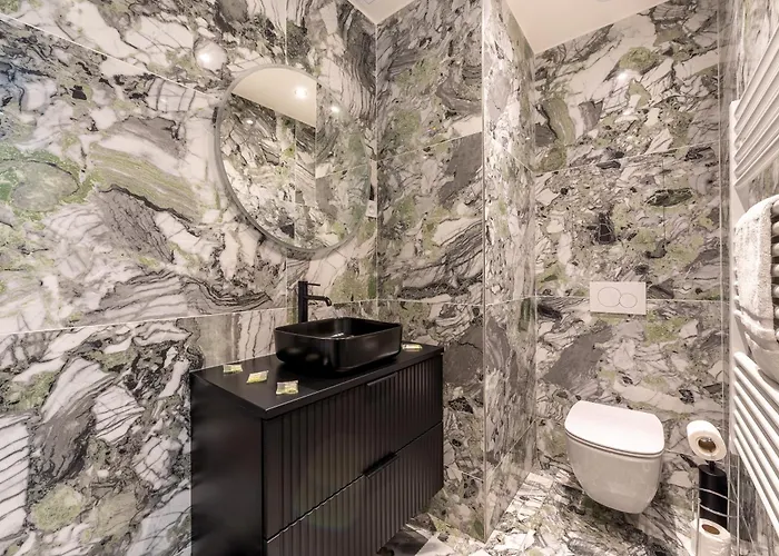 Lovely Close To Eiffel Tower Apartment